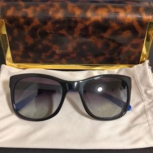 Tory Burch Sunglasses with cloth and case!